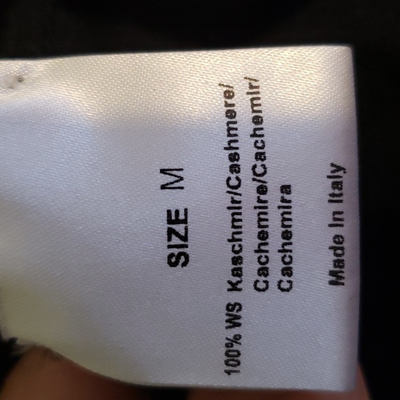 Fogal cashmere skirt - Picture 4 of 5